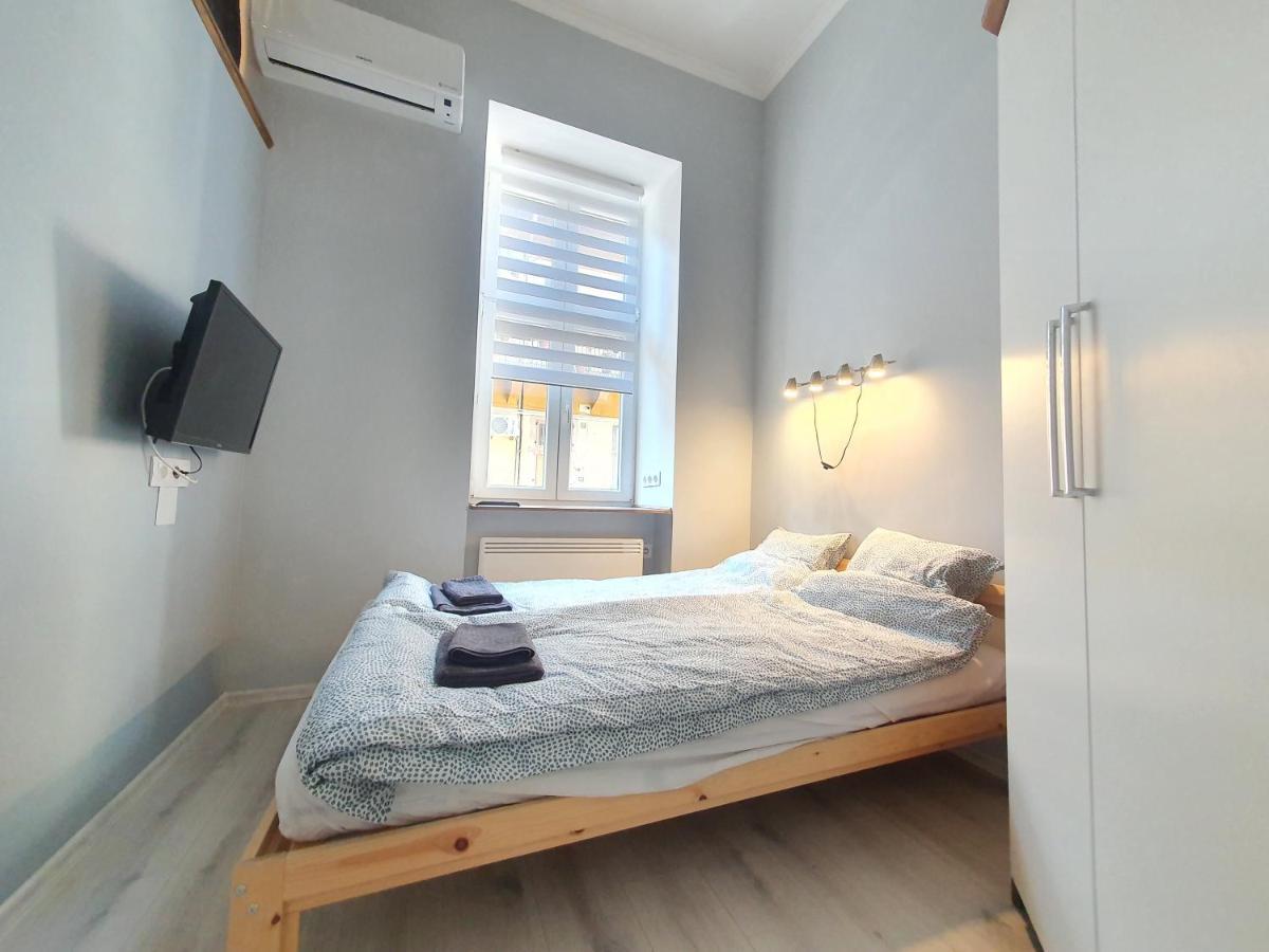 Linden Apartment With Air Condition Budapest Luaran gambar